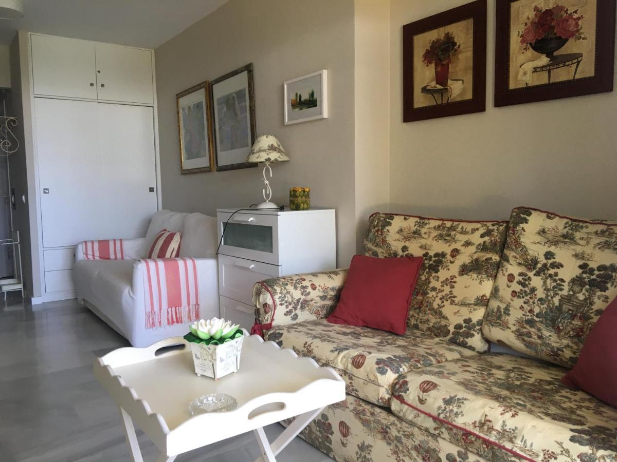 Mi Capricho, Beachfront, Grownfloor, Private Garden & Terrace Sitio de Calahonda Extérieur photo