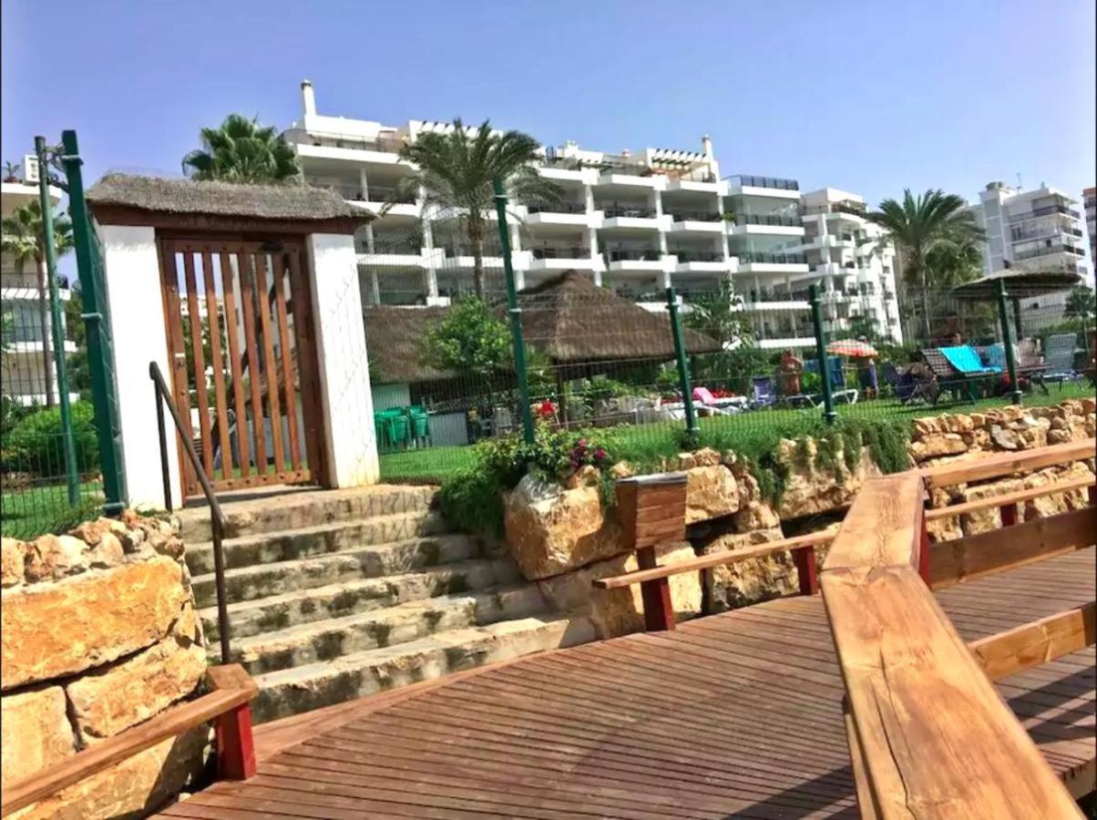 Mi Capricho, Beachfront, Grownfloor, Private Garden & Terrace Sitio de Calahonda Extérieur photo