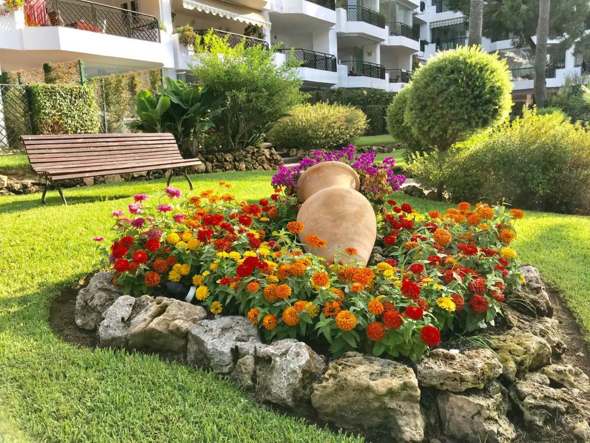 Mi Capricho, Beachfront, Grownfloor, Private Garden & Terrace Sitio de Calahonda Extérieur photo