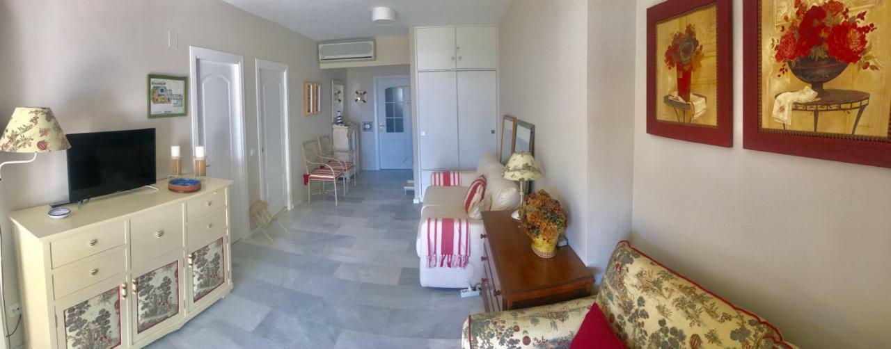 Mi Capricho, Beachfront, Grownfloor, Private Garden & Terrace Sitio de Calahonda Extérieur photo